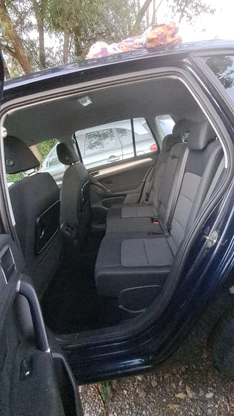 VW Sportsvan 1.6TDI 140к.с.155600к.м., снимка 14 - Автомобили и джипове - 50911835