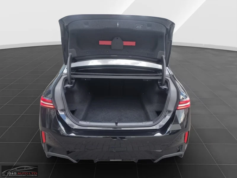 BMW 540 xDrive/303HP/SHADOW/MEMO/HUD/360/H&K/LED/DIGI/279g, снимка 8 - Автомобили и джипове - 51615977