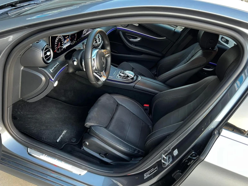 Mercedes-Benz E 220 AMG\DISTRONIC\DIGITAL\AMBIENT\BURMESTER, снимка 9 - Автомобили и джипове - 52398460