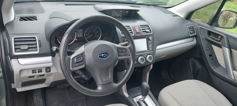 Subaru Forester 2.5i 4x4, снимка 12 - Автомобили и джипове - 52712156