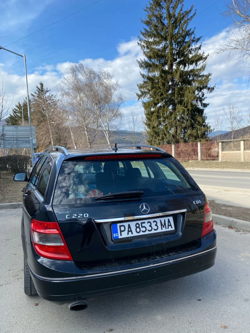 Mercedes-Benz C 220, снимка 11 - Автомобили и джипове - 53063456