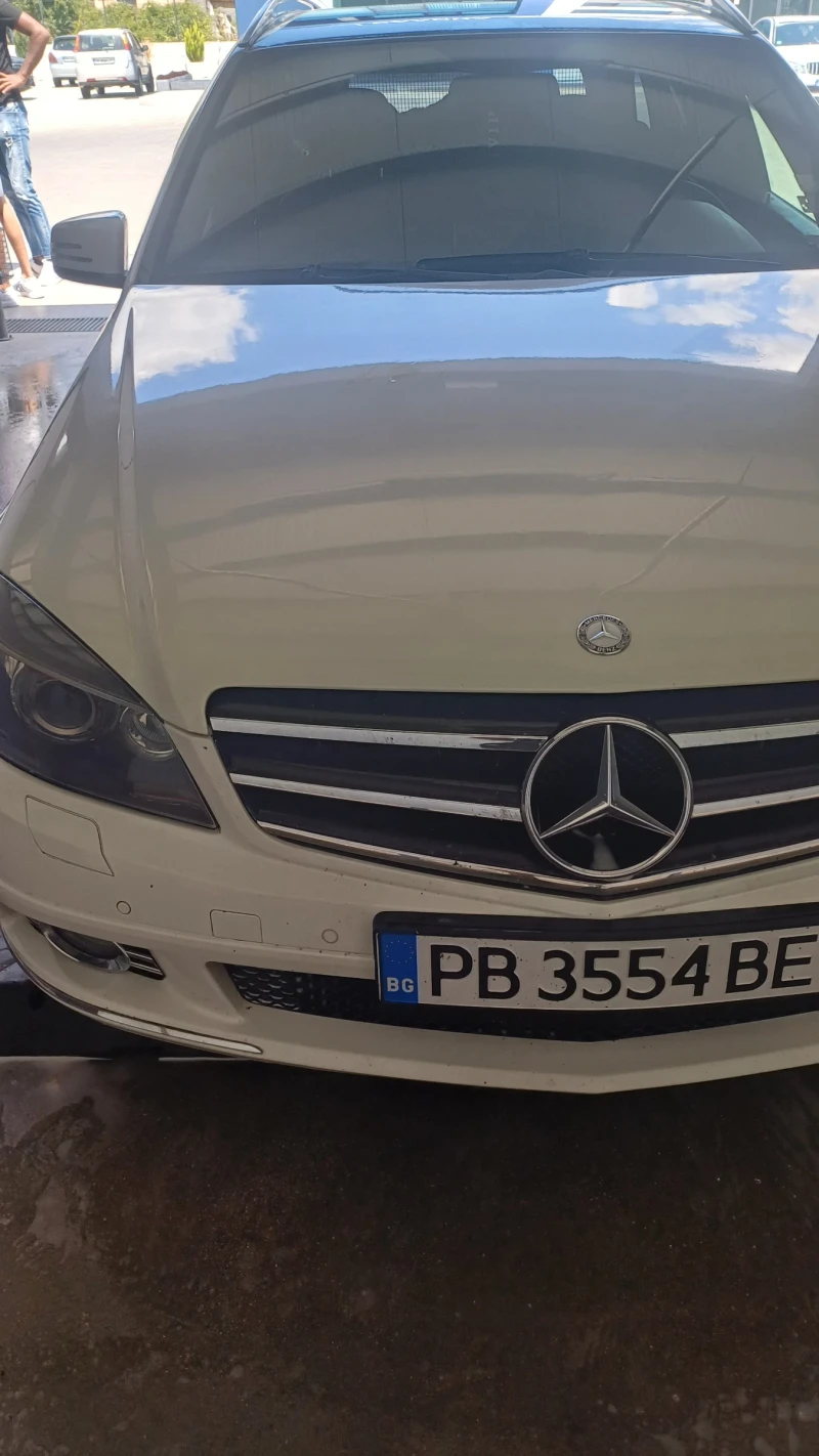 Mercedes-Benz C 220, снимка 2 - Автомобили и джипове - 53278426