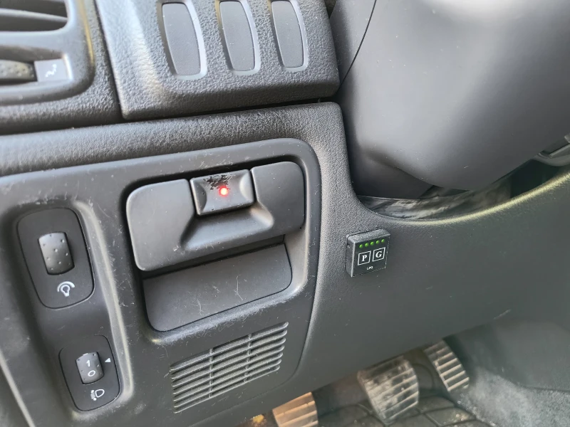 Renault Laguna, снимка 9 - Автомобили и джипове - 53536791