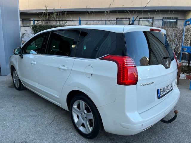 Peugeot 5008 2.0HDI 150, снимка 5 - Автомобили и джипове - 48809598