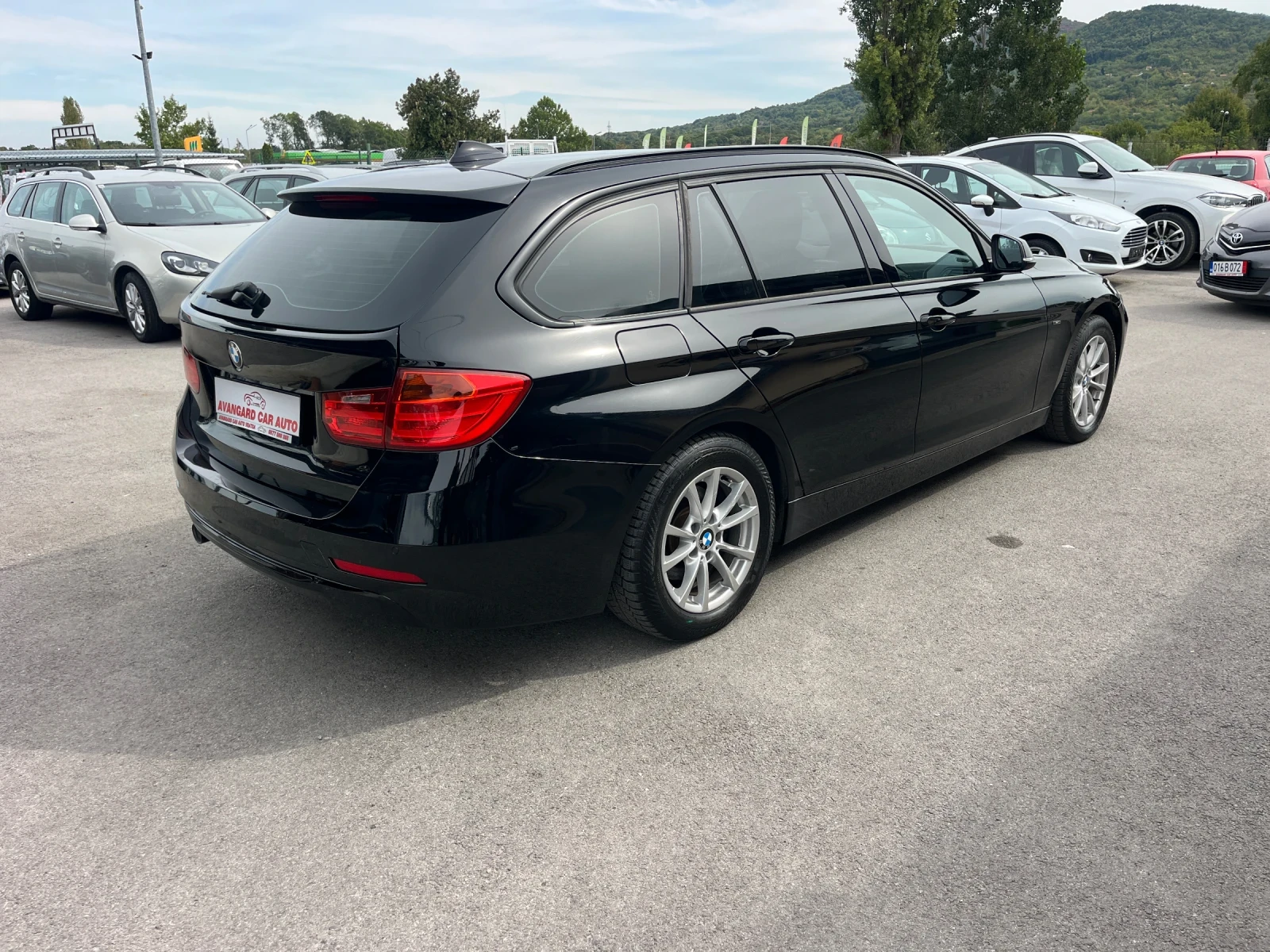 BMW 318 2.0D 143к.с Sport - изображение 4