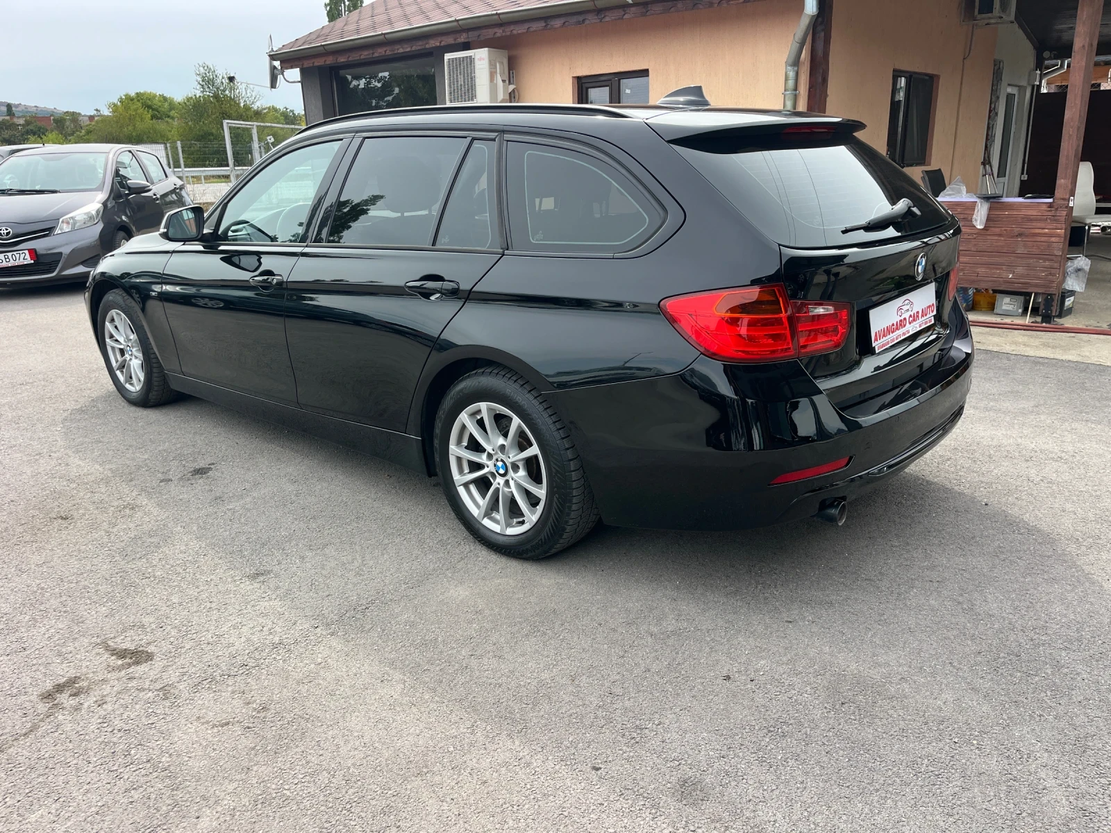 BMW 318 2.0D 143к.с Sport - изображение 6