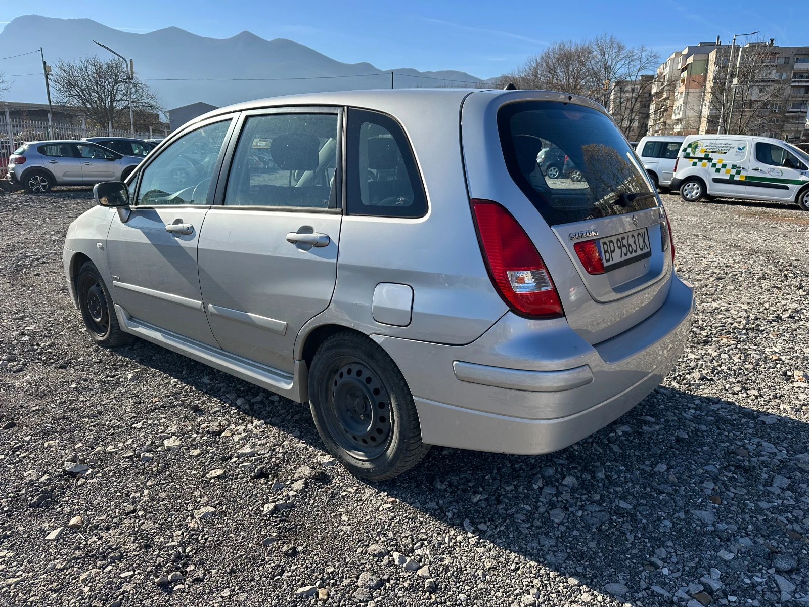 Suzuki Liana 1.4 DDIS 90kc - изображение 3