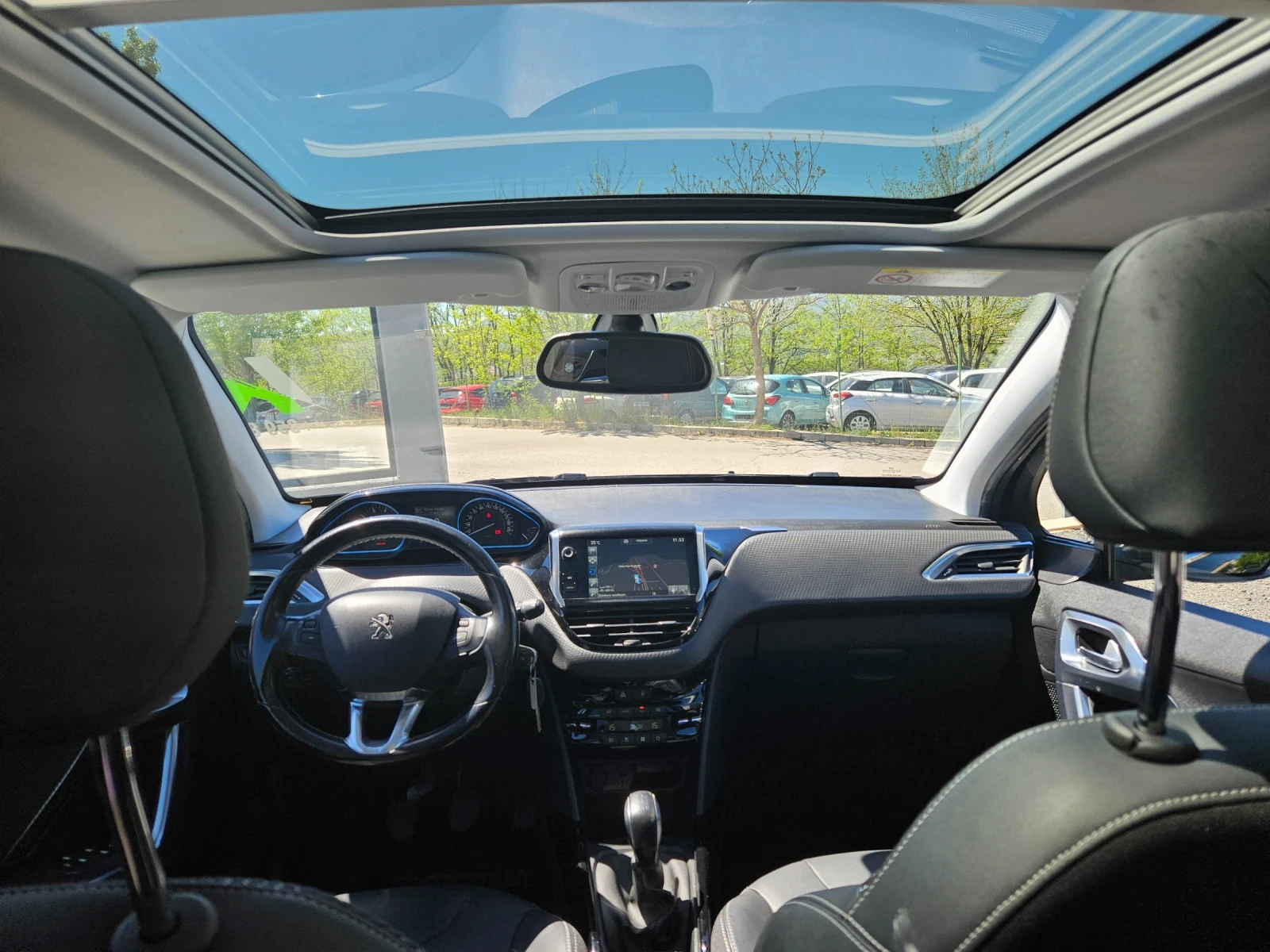 Peugeot 2008 1.2i GT - изображение 10