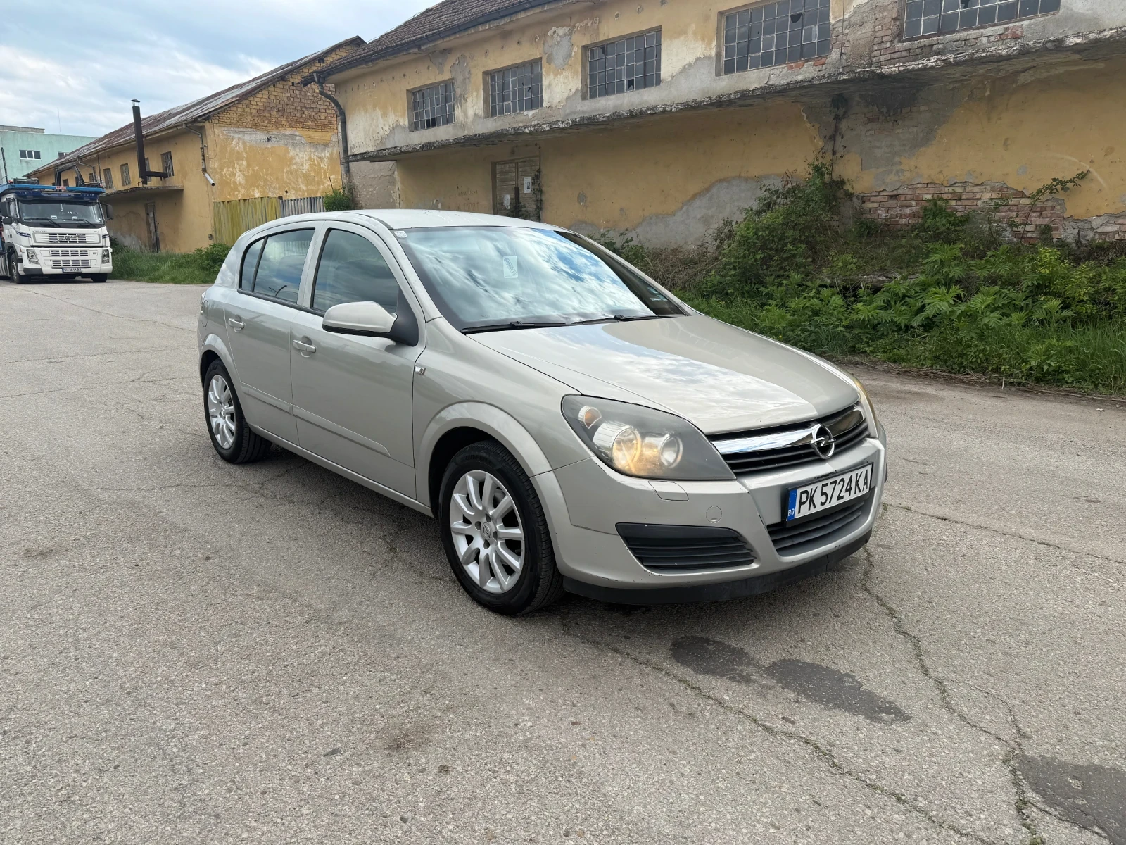 Opel Astra 1.6i* 105кс*  - изображение 7