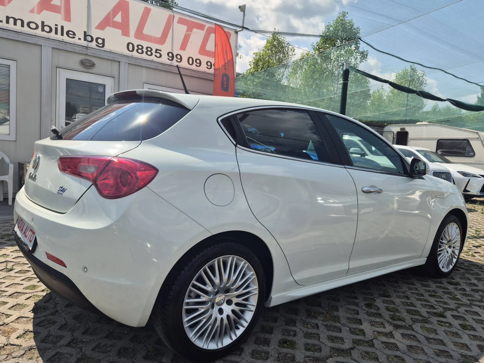 Alfa Romeo Giulietta 1.4Т-170кс-AUTOMATIC-DISTINCTIVE - изображение 4