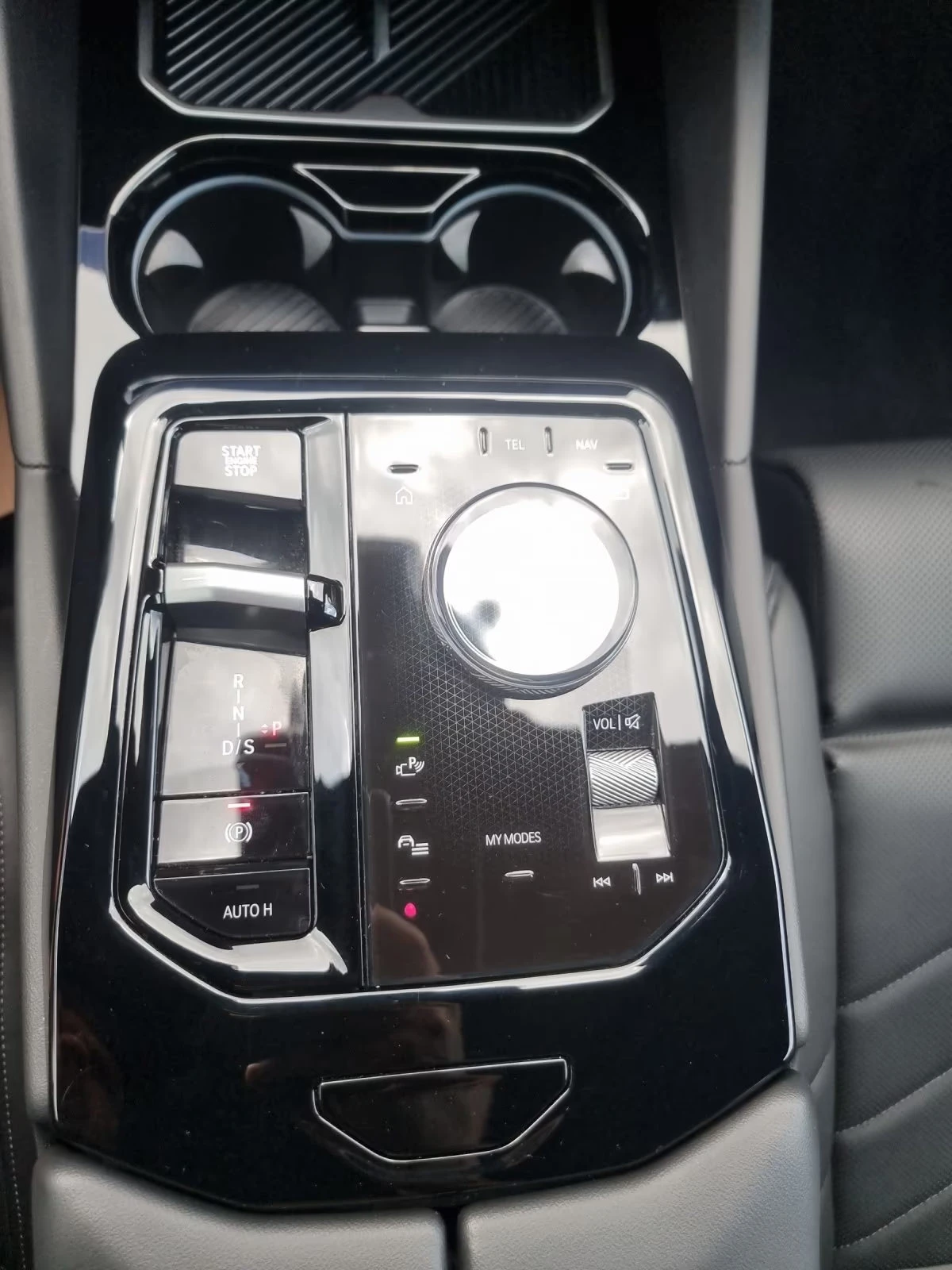 BMW 540 xDrive/303HP/SHADOW/MEMO/HUD/360/H&K/LED/DIGI/279g | Mobile.bg   13