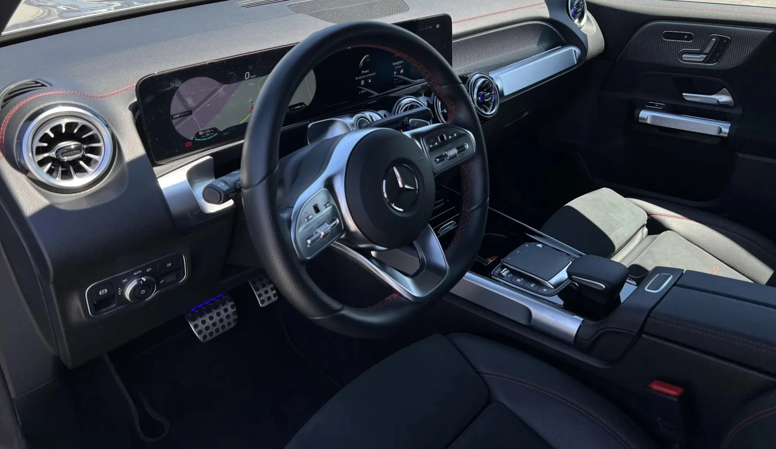 Mercedes-Benz EQB 300 AMG Line 4Matic - изображение 8