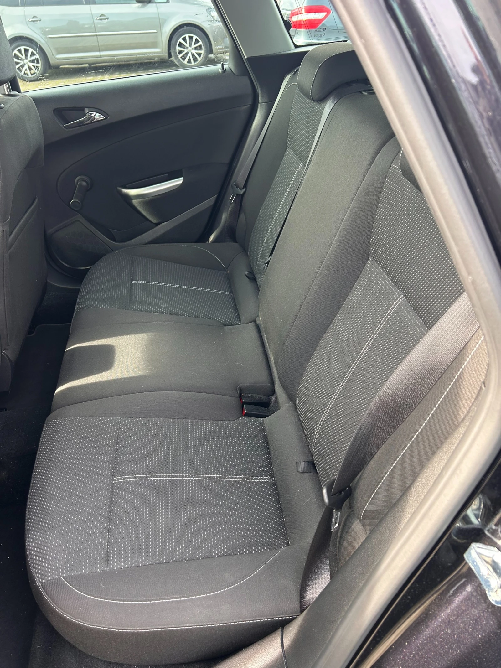 Opel Astra 1.4i NAVI EURO 5 | Mobile.bg   10