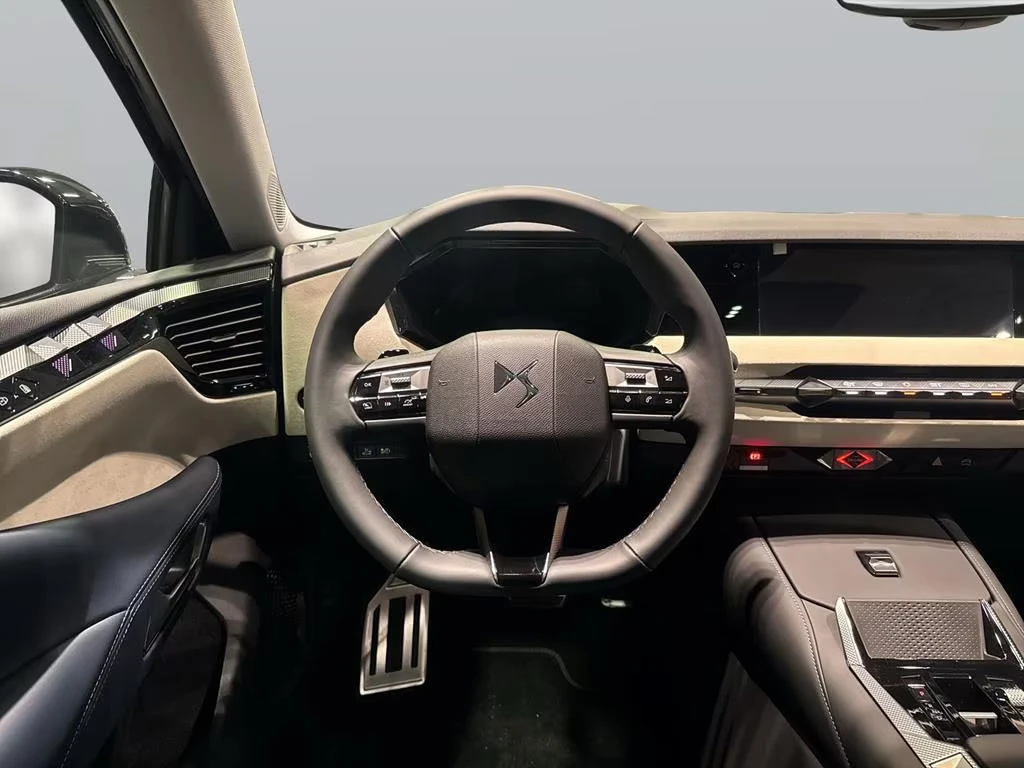 DS DS 4 НОВ!/E-TENSE/213HP/JULES-VERNE/PANO/CAM/MEMO/820g - изображение 9