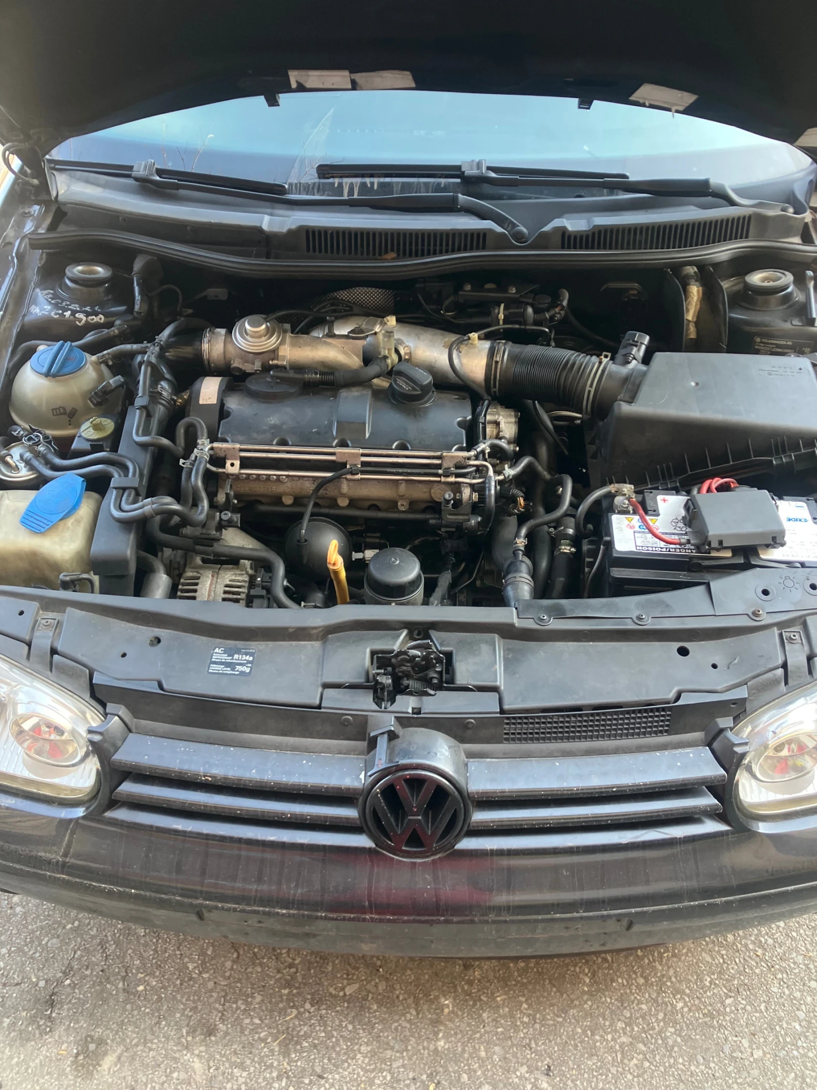 VW Golf 1.9 TDI 130, снимка 5 - Автомобили и джипове - 53708639