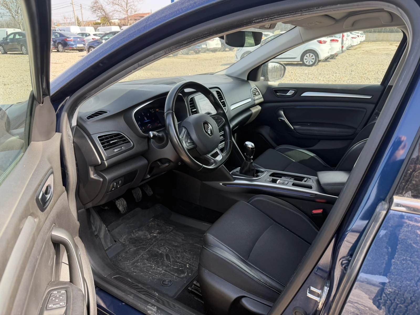 Renault Megane 1.5blueDCi 115k.c. Grandtour - изображение 9