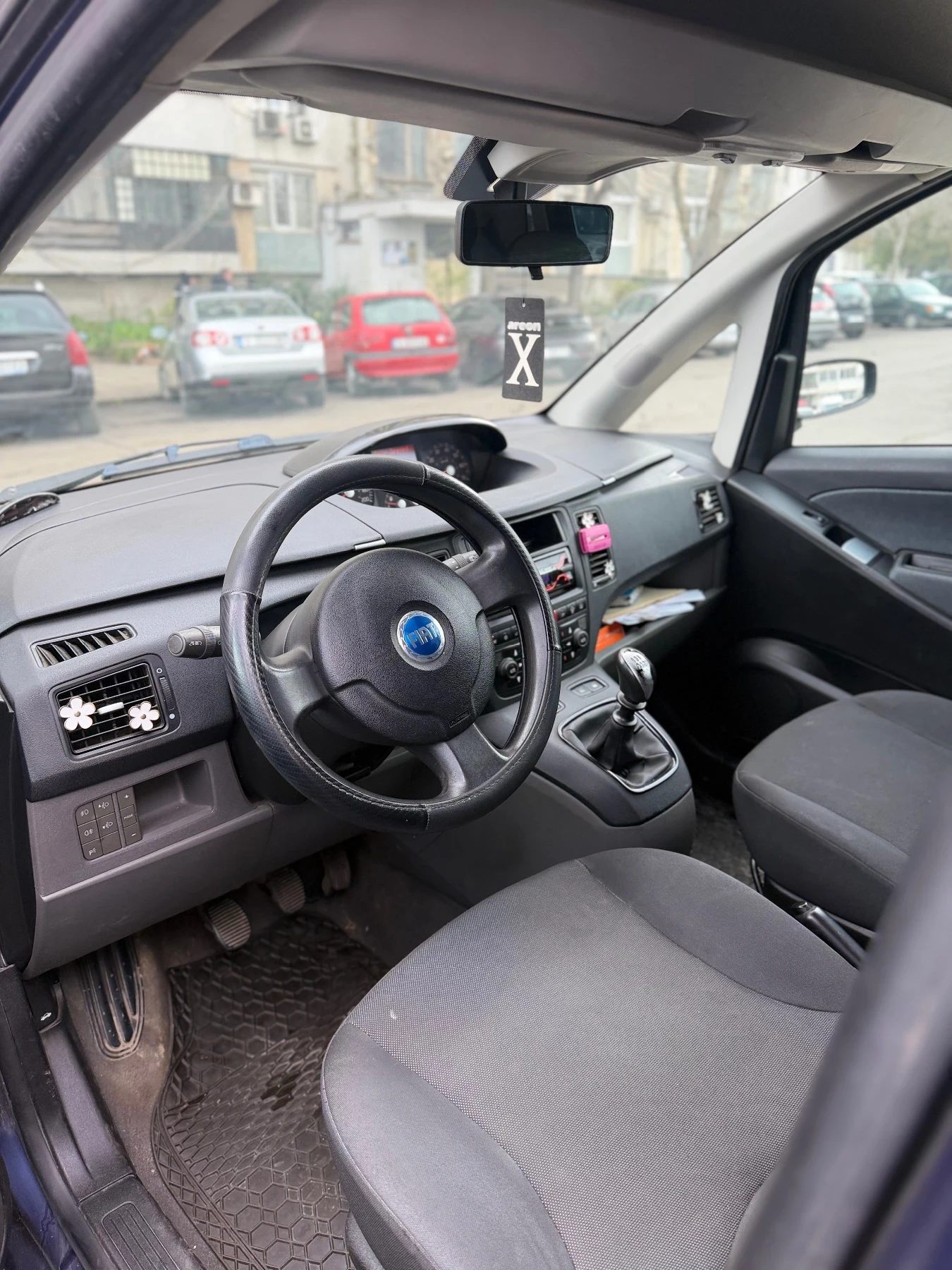 Fiat Idea 1.6, снимка 6 - Автомобили и джипове - 54130027