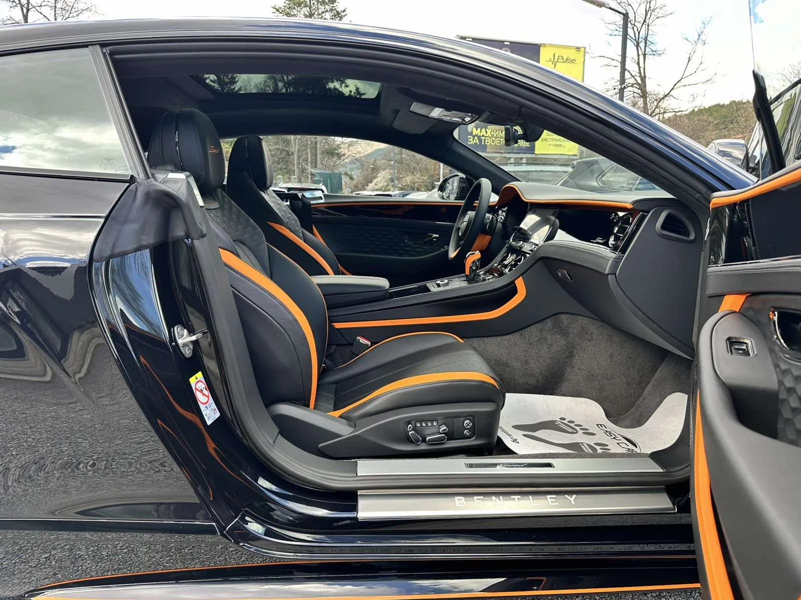 Bentley Continental gt Speed MANDARIN/BY MULLINER /NEW/ , снимка 14 - Автомобили и джипове - 54222896