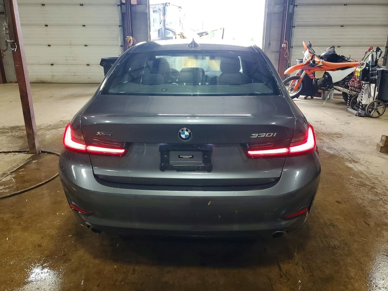 BMW 330 xDrive, снимка 5 - Автомобили и джипове - 54605240