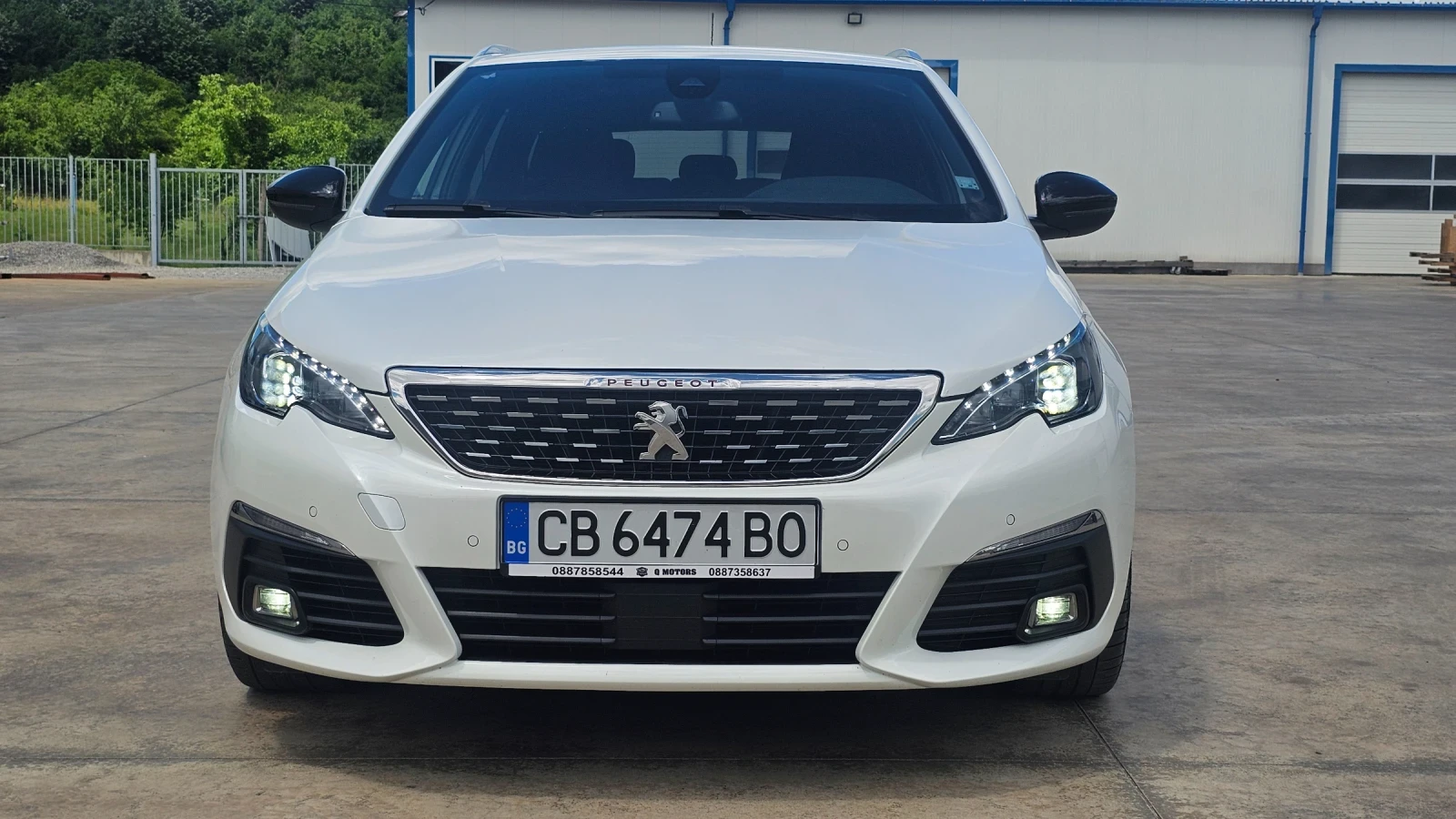 Peugeot 308 GT line* Full led* Keyless* Distronic* Masaje* , снимка 5 - Автомобили и джипове - 54897251