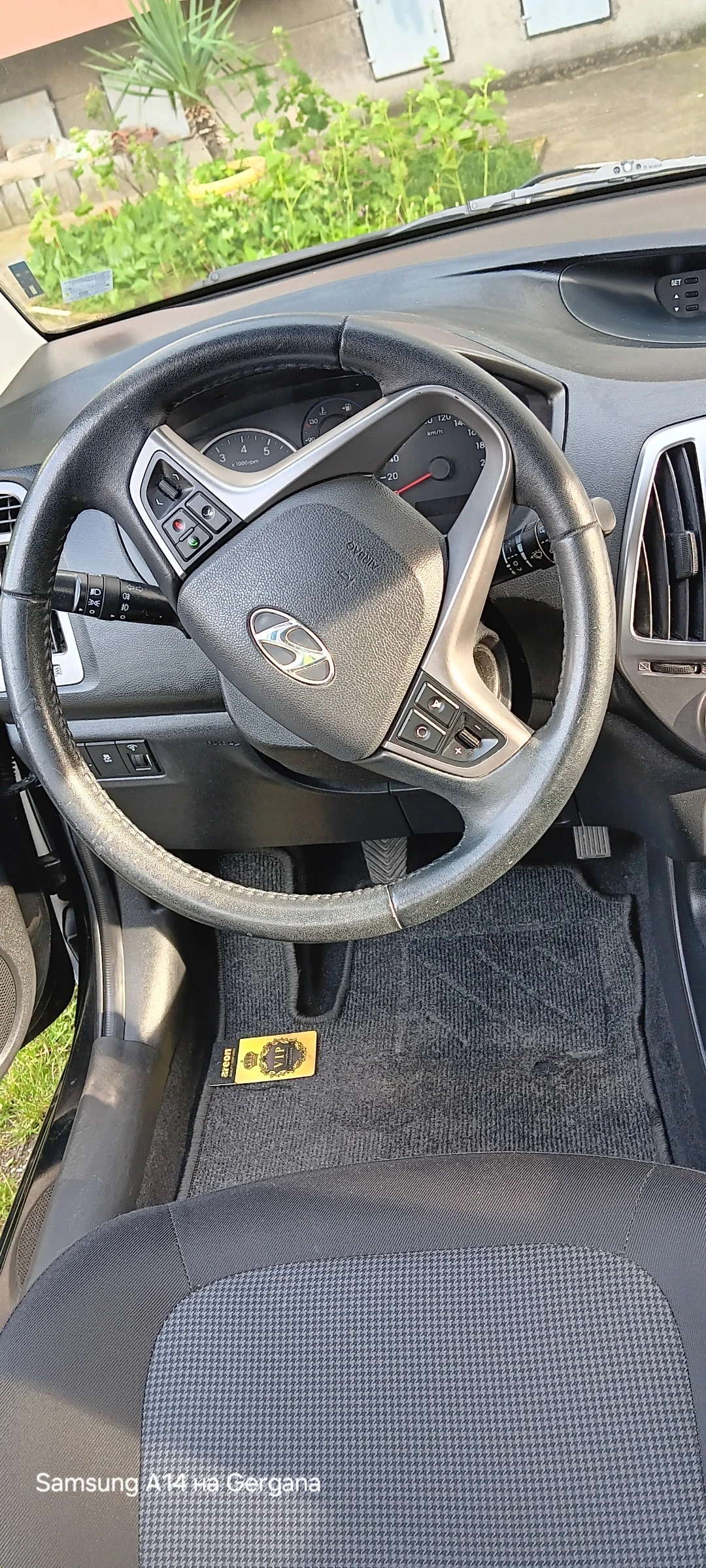 Hyundai I20, снимка 13 - Автомобили и джипове - 54913357