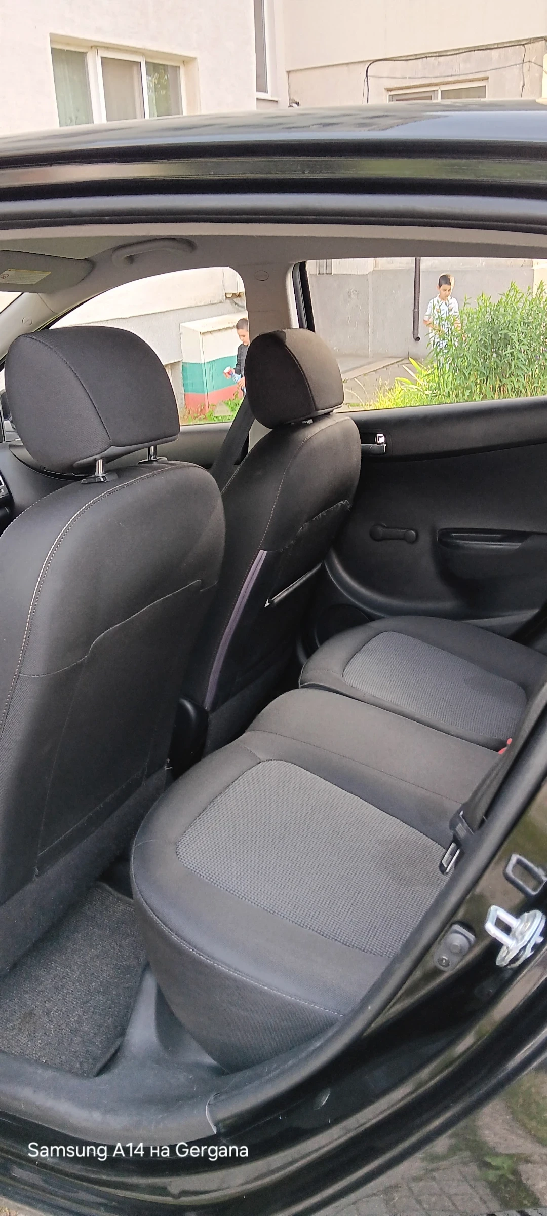 Hyundai I20, снимка 16 - Автомобили и джипове - 54913357