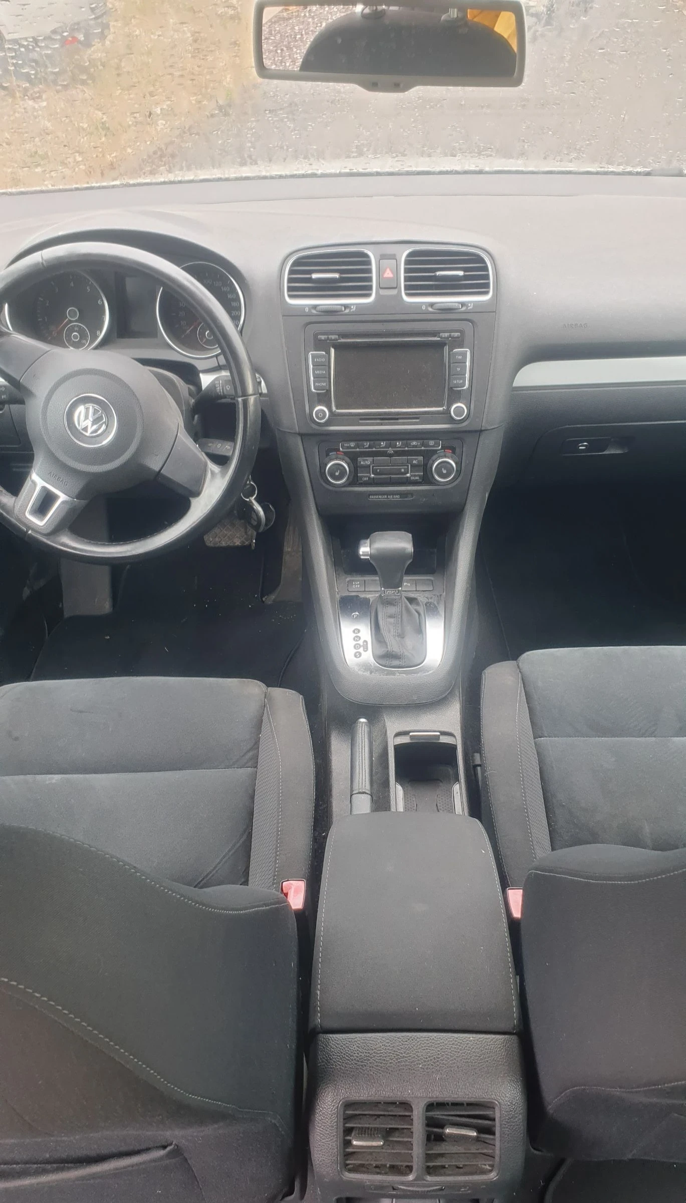 VW Golf 1.4 TSI DSG, снимка 8 - Автомобили и джипове - 55159526