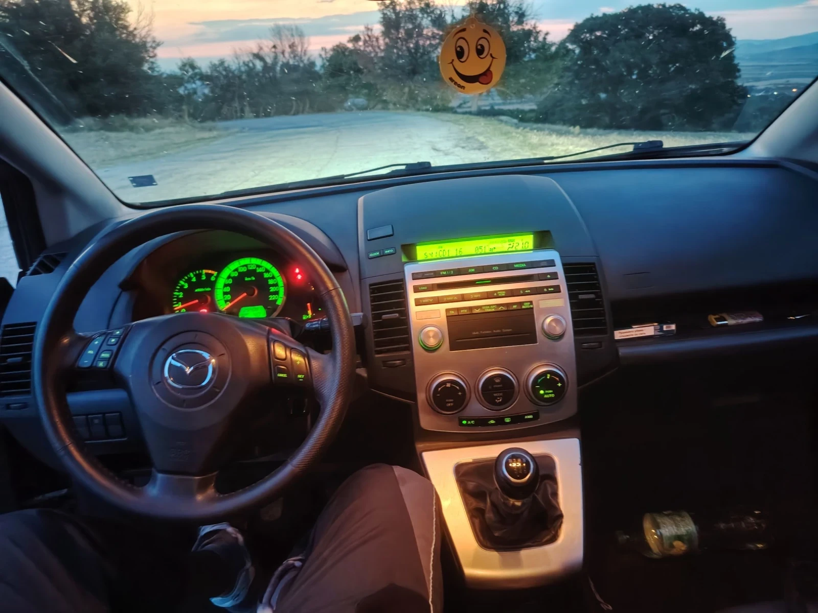 Mazda 5, снимка 9 - Автомобили и джипове - 55306101