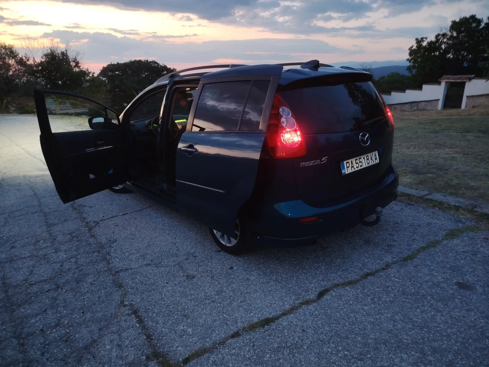 Mazda 5, снимка 6 - Автомобили и джипове - 55306101