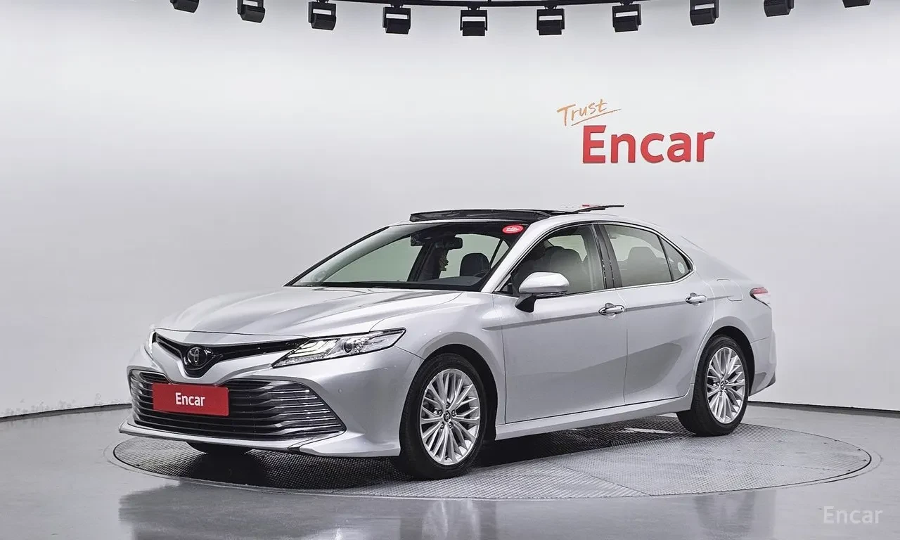 Toyota Camry 2.5 Бензин