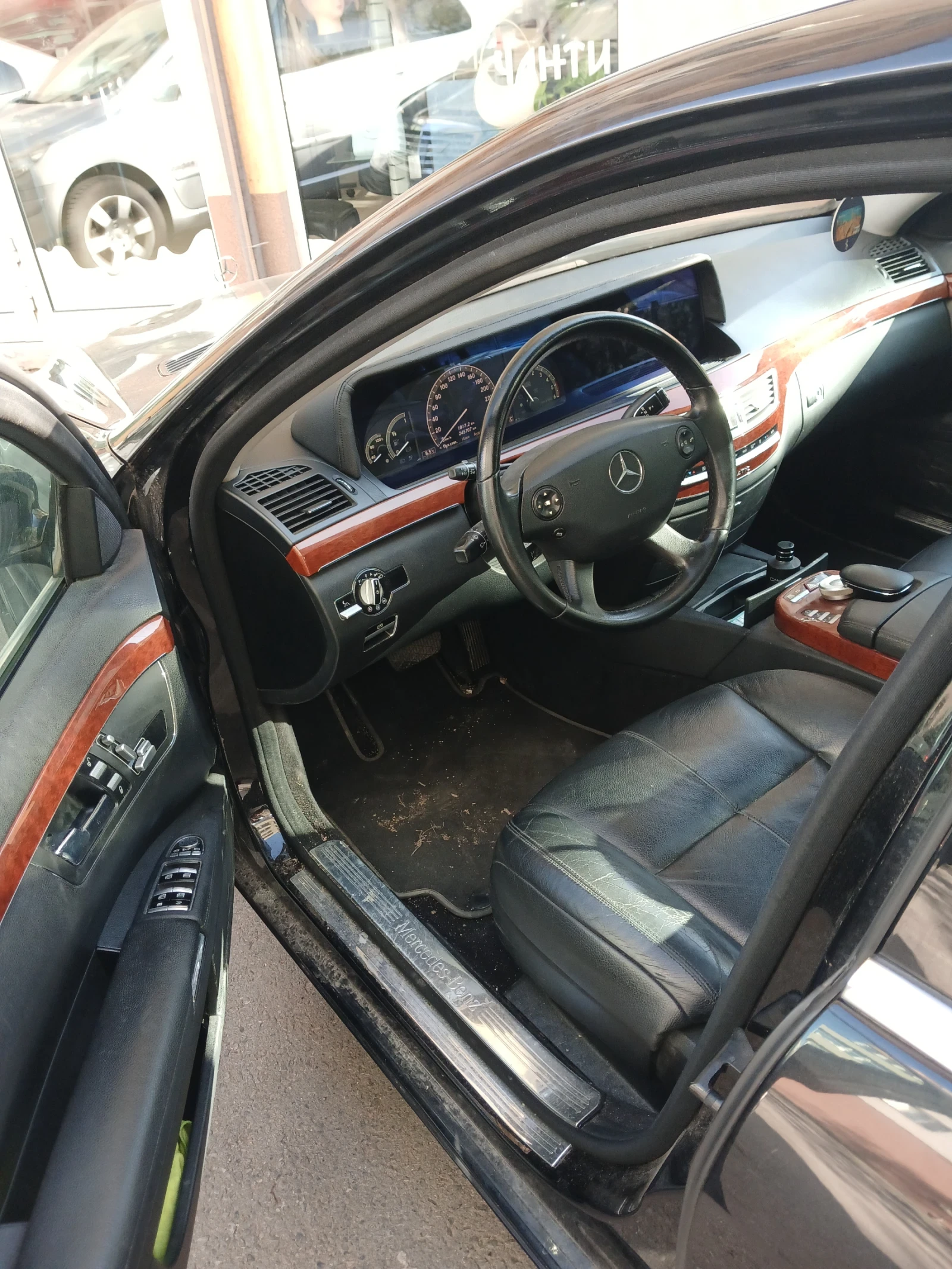 Mercedes-Benz S 320, снимка 2 - Автомобили и джипове - 55574410