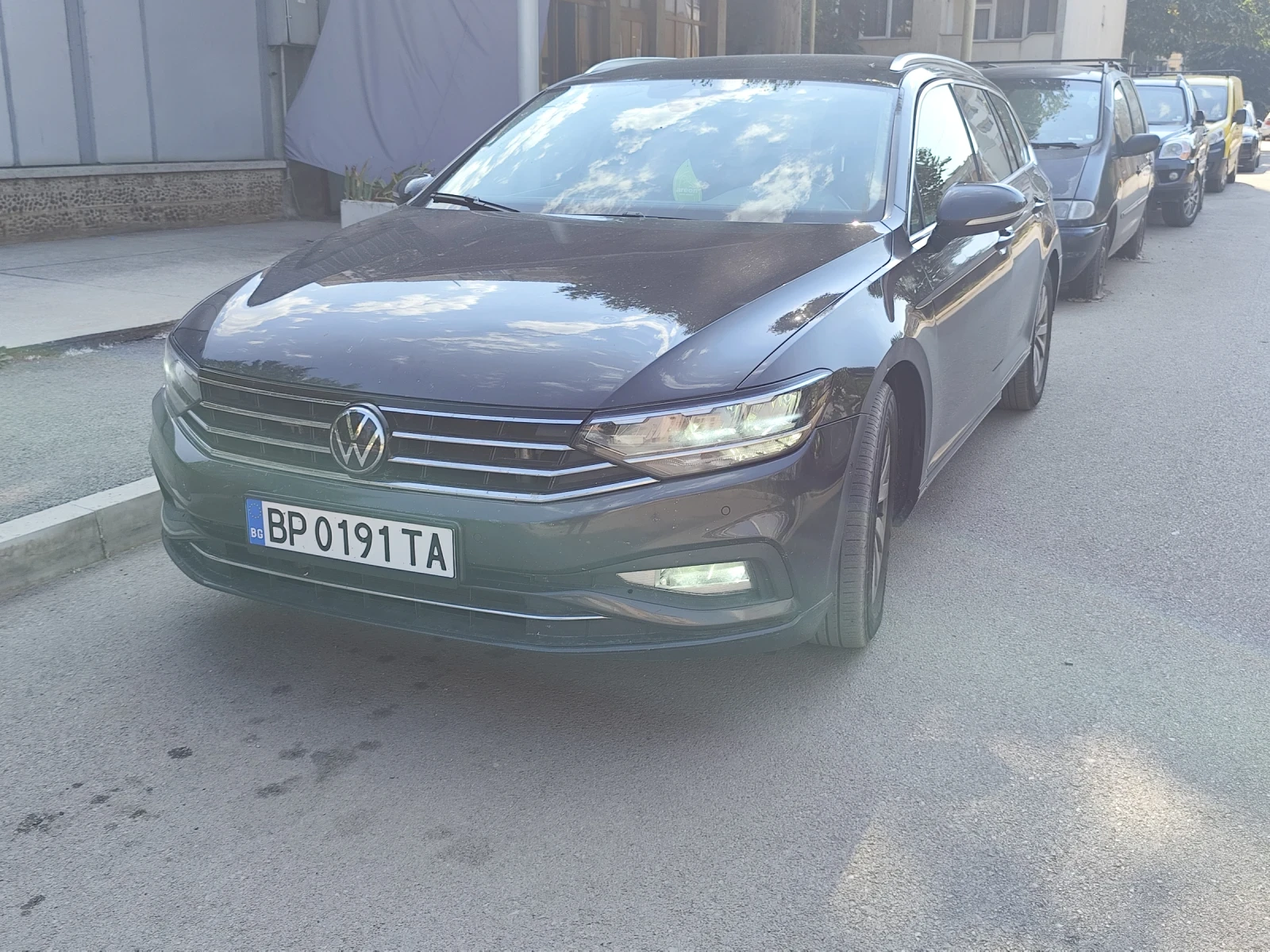 VW Passat 2.0 TDI-150 к.с. DSG, Elegance, Facelift, снимка 10 - Автомобили и джипове - 55751554