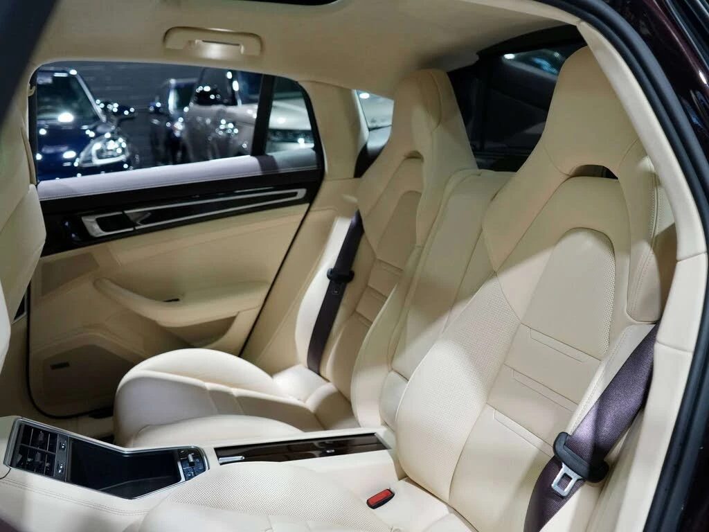 Porsche Panamera GTS| MATRIX| ПАНО| DISTRONIC| 360, снимка 15 - Автомобили и джипове - 56117726
