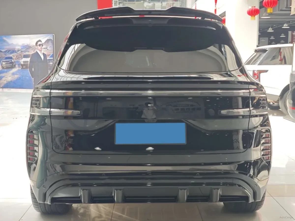 Zeekr X 8X, снимка 8 - Автомобили и джипове - 56350972