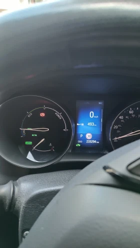 Toyota C-HR 1.8 hybrid  | Mobile.bg    14