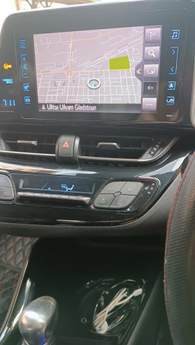 Toyota C-HR 1.8 hybrid  | Mobile.bg    15