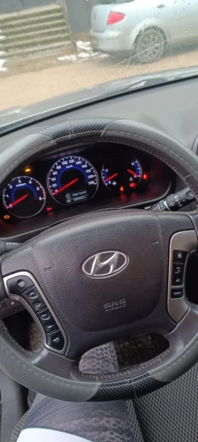 Hyundai Santa fe - 7000 € / 13690.81 лв. - 98117618 8
