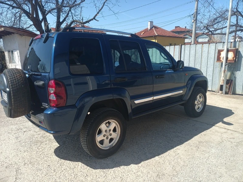 Jeep Cherokee, снимка 6 - Автомобили и джипове - 47468071