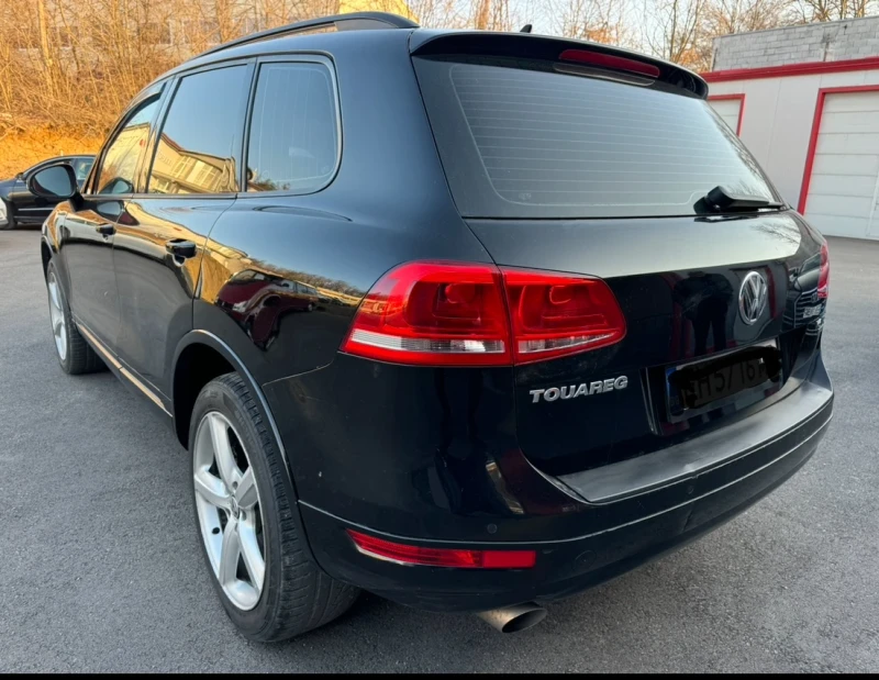 VW Touareg 3.0TDI Navi Xenon Leder 4motion Led Automatic , снимка 7 - Автомобили и джипове - 49227112