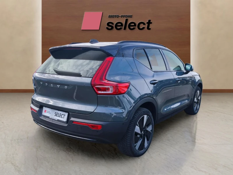 Volvo XC40 2, снимка 4 - Автомобили и джипове - 52172792