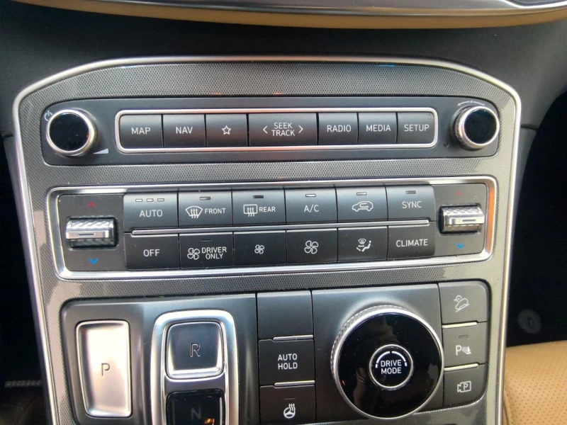 Hyundai Santa fe 1.6 GDi Premium - 230 hp, снимка 10 - Автомобили и джипове - 52872184