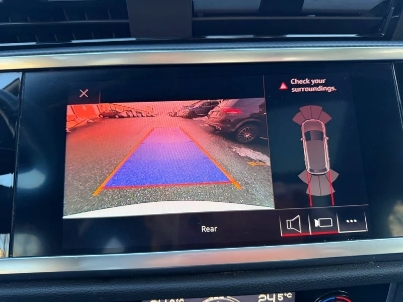 Audi Q3 * Komfort * CARFAX * БЕЗ ПЪРВОНАЧАЛНА ВНОСКА, снимка 13 - Автомобили и джипове - 53094744