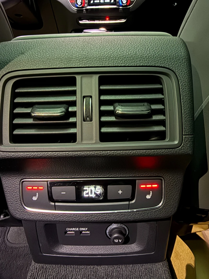 Audi SQ5 BLACK OPTICS, PANO, CARBON, снимка 14 - Автомобили и джипове - 53153212