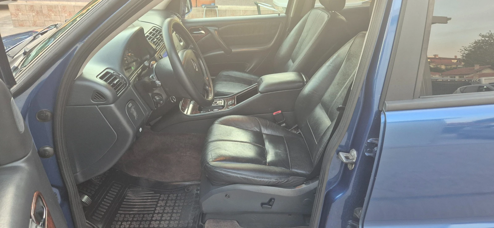 Mercedes-Benz ML 270 2.7cdi* NAVI* AVTOMAT* KOJA*  - изображение 2