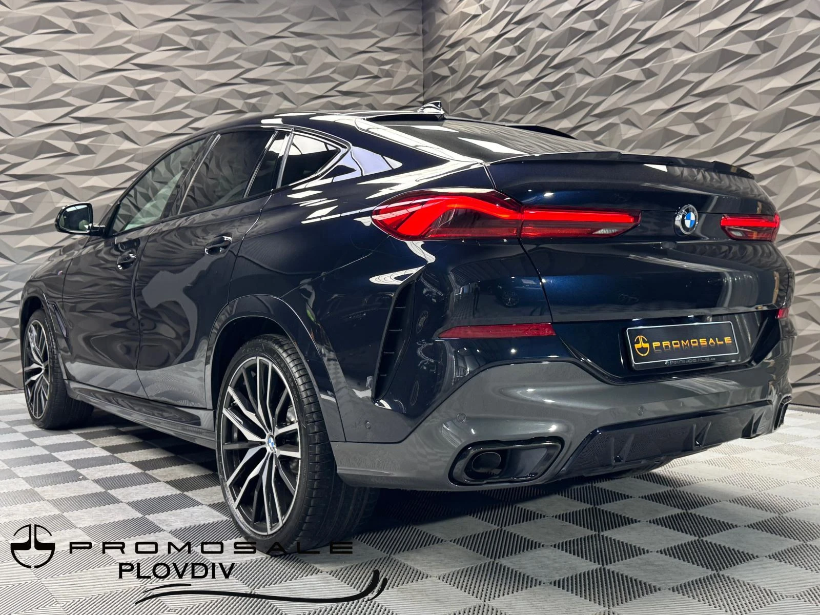 BMW X6 M50d xDrive 360* H&K* Pano* Обдухване - изображение 3