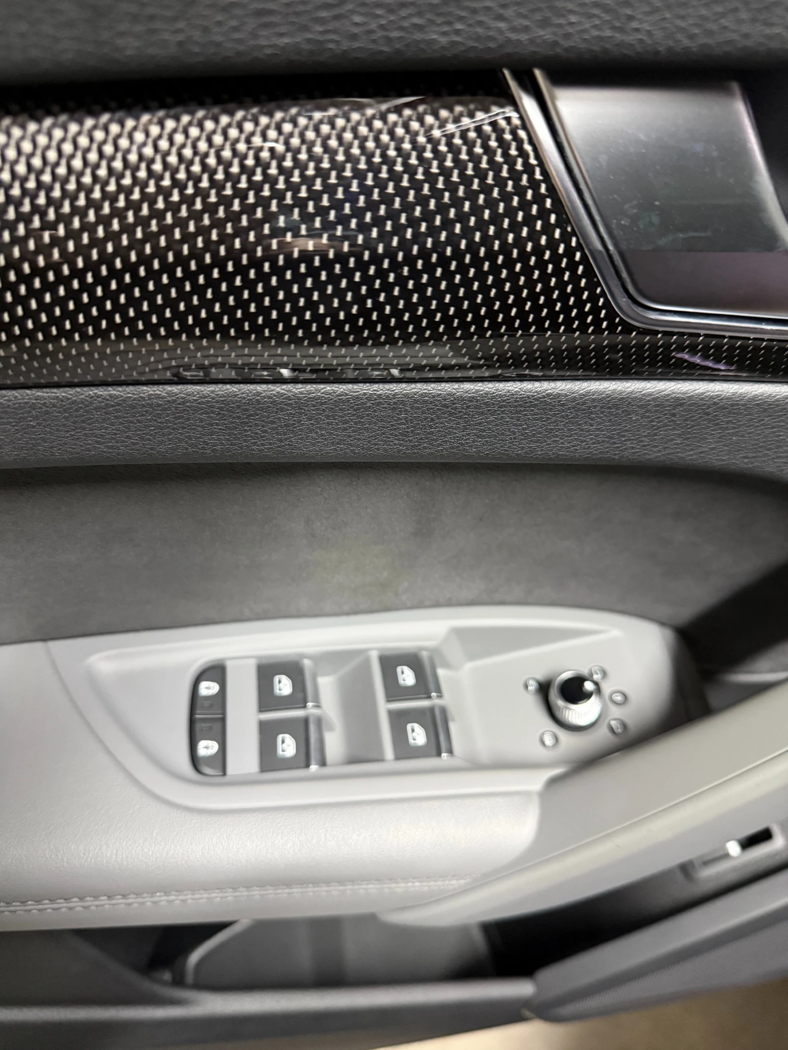 Audi SQ5 BLACK OPTICS, PANO, CARBON - изображение 8