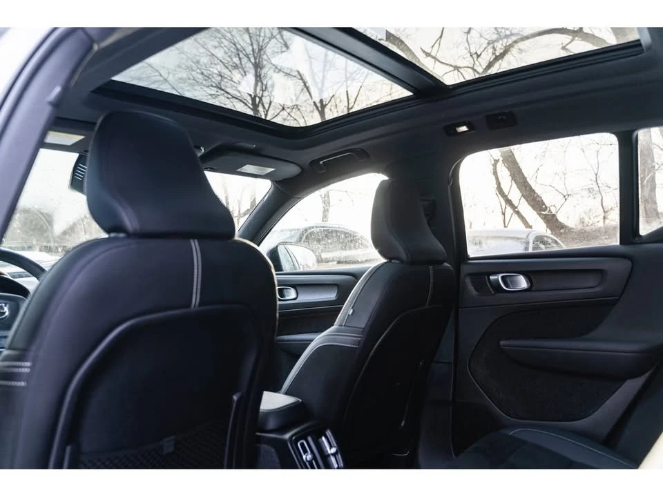 Volvo XC40 * Recharge Pure Electric P8* AWD * Ultimate* , снимка 13 - Автомобили и джипове - 53819953