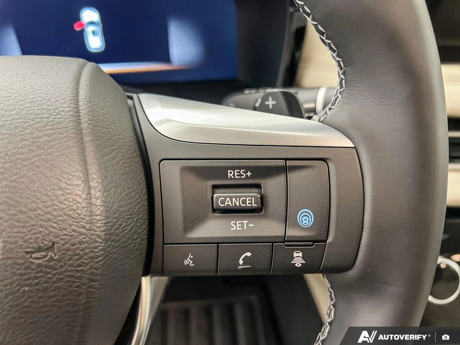 Infiniti QX60 Sensory, снимка 17 - Автомобили и джипове - 54013415