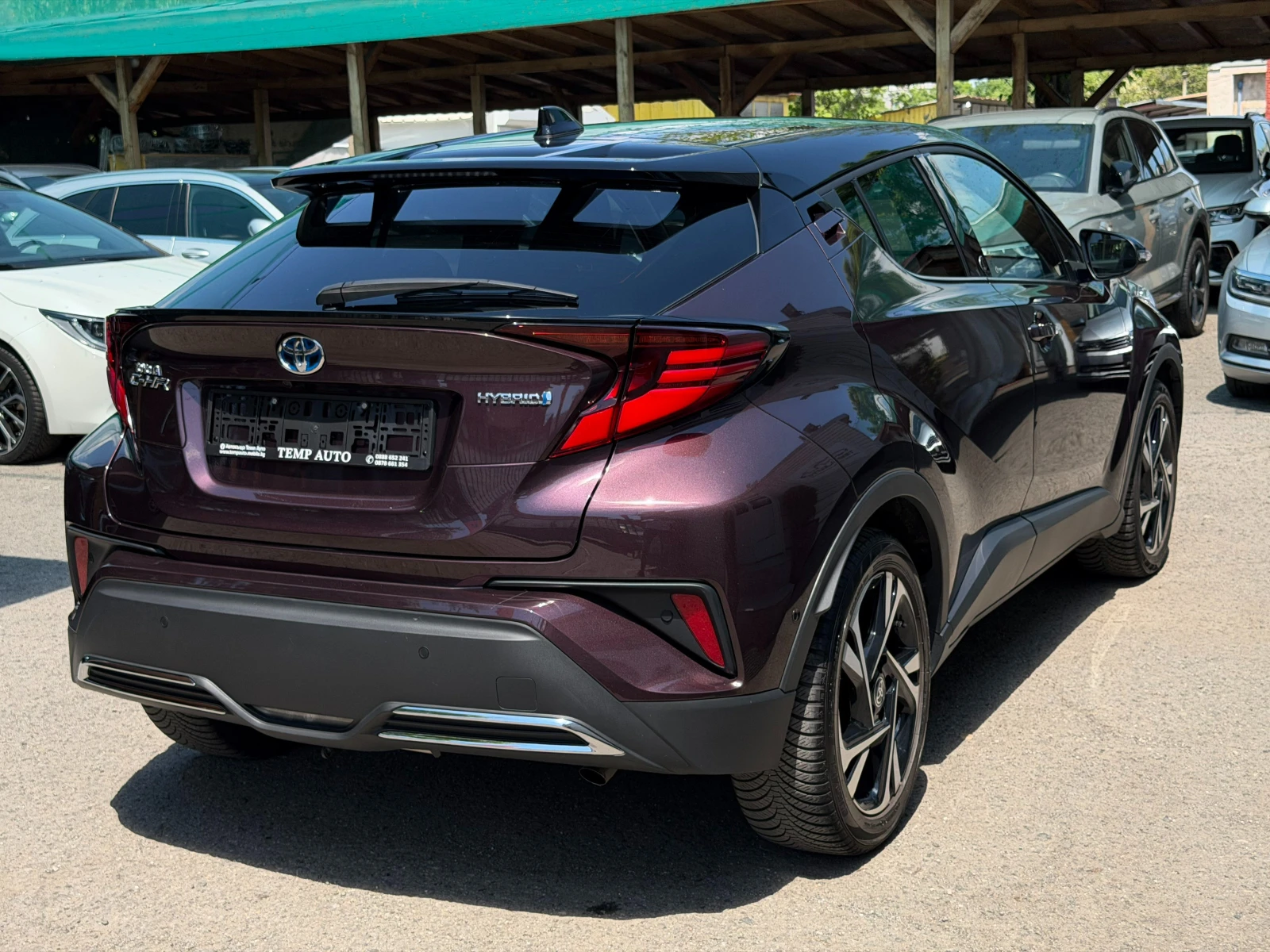 Toyota C-HR 2.0* 184к.с.* СЕРВИЗНА КНИЖКА С ПЪЛНА ИСТОРИЯ, снимка 5 - Автомобили и джипове - 54681508