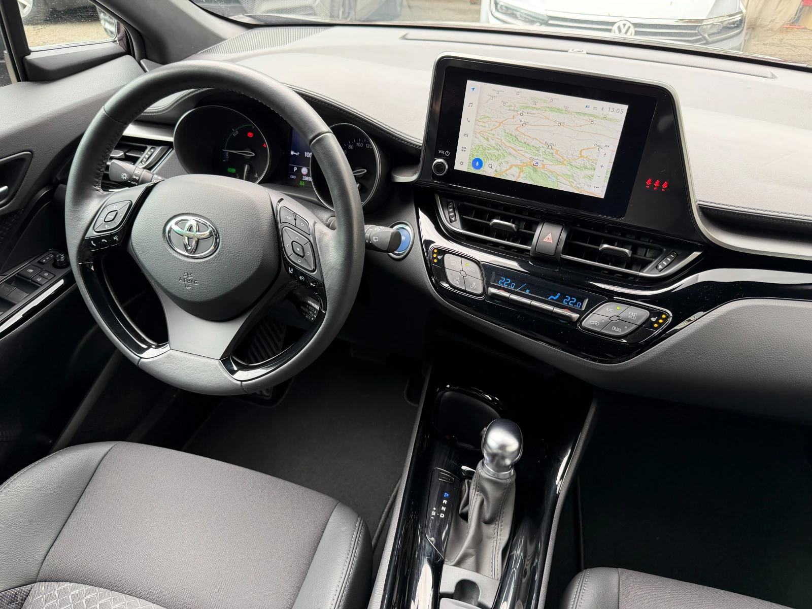 Toyota C-HR 2.0* 184к.с.* СЕРВИЗНА КНИЖКА С ПЪЛНА ИСТОРИЯ, снимка 17 - Автомобили и джипове - 54681508